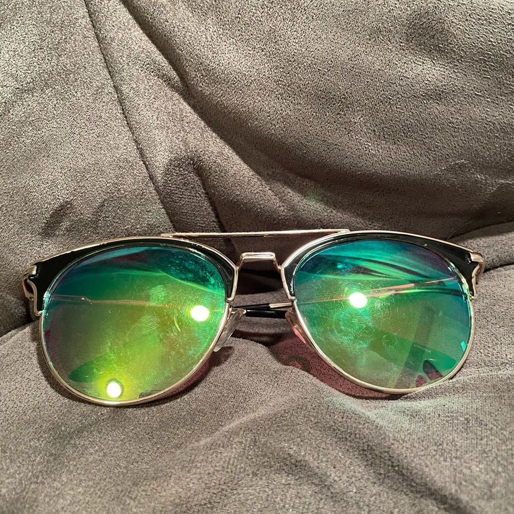 Lucky Brand Fairfax Sunglasses